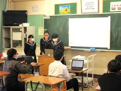 中学生による学校説明会②